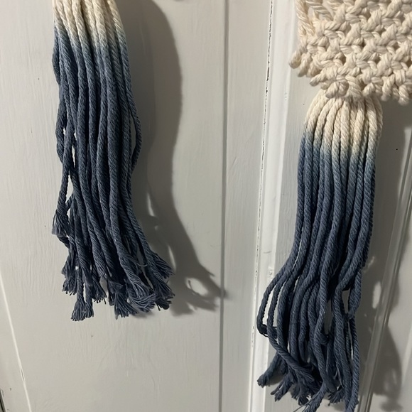 Woven Wall Plant HolderKnot Crochet Beautiful Piece Plant Decor - Picture 3 of 3